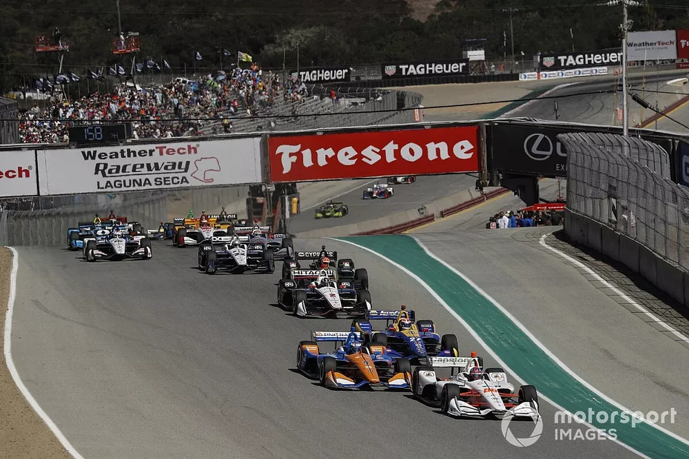 Colton Herta, Harding Steinbrenner Racing Honda, Scott Dixon, Chip Ganassi Racing Honda, Alexander Rossi, Andretti Autosport Honda, Josef Newgarden, Team Penske Chevrolet, start