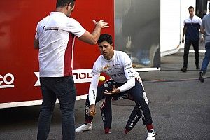 Correa, de estar a punto de perder una pierna, a volver a correr en la FIA F3