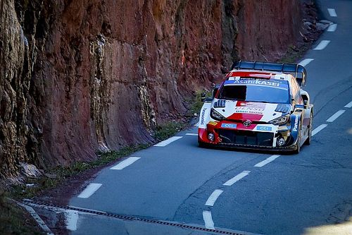 Sigue el duelo entre Ogier y Loeb en Montecarlo con cambio de líder
