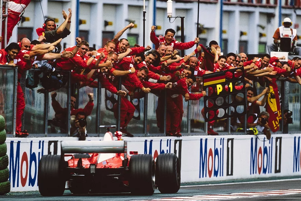 Le vainqueur et Champion du monde Michael Schumacher, Ferrari F2002