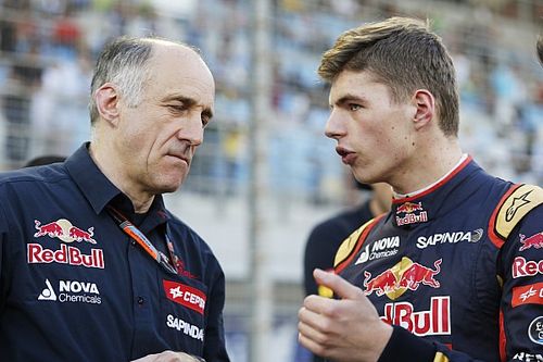 El consejo de Kvyat a Checo Pérez sobre Verstappen: se le puede ganar