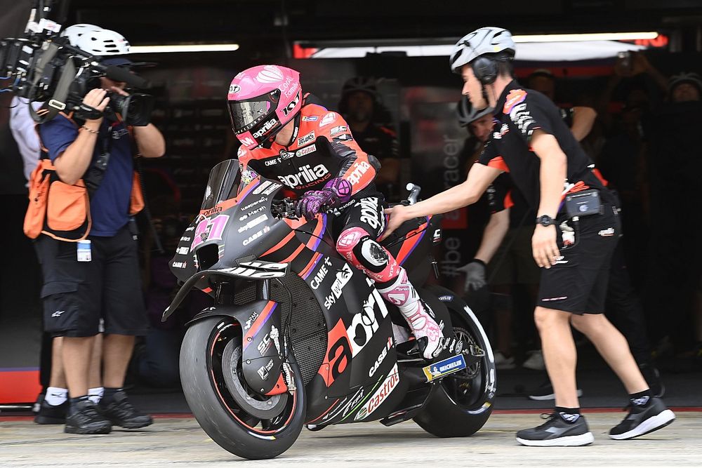 Aleix Espargar&oacute;, Aprilia Racing Team