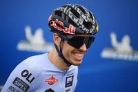 Alex Márquez: Volví a ver la carrera y volví a llorar, en el sofá de casa, a solas