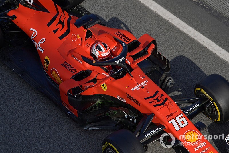 Ferrari: anche Leclerc, a un decimo da Vettel,