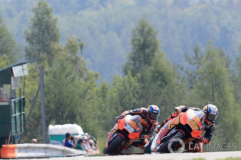 Він може краще - KTM про свого гонщика Еспаргаро