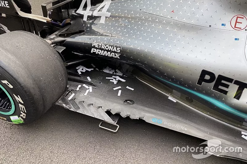 Schade aan de vloer van Lewis Hamilton, Mercedes AMG F1 W10