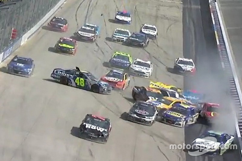 Video: Die Monster-Crashs der Monster-Mile
