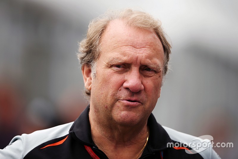 McLaren, IndyCar projesinin başına geçmesi için Bob Fernley ile anlaştı