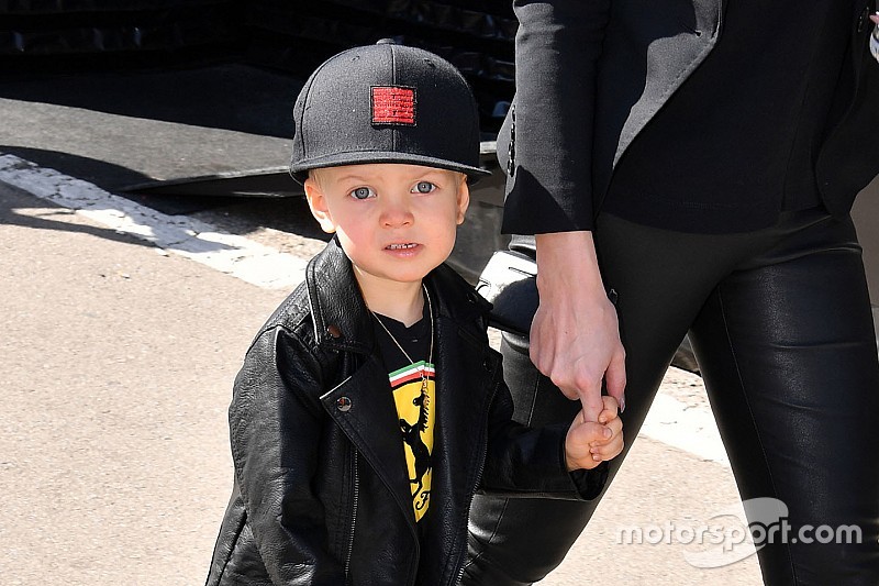 Az ifjabb és az idősebb Räikkönen Barcelonában