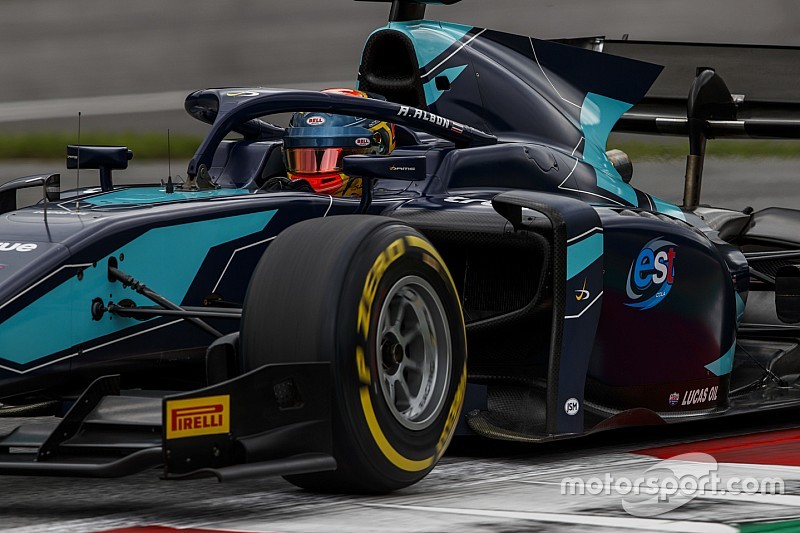 El nuevo piloto de Toro Rosso, Alexander Albon tuvo que