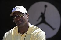 Michael Jordan wchodzi do NASCAR