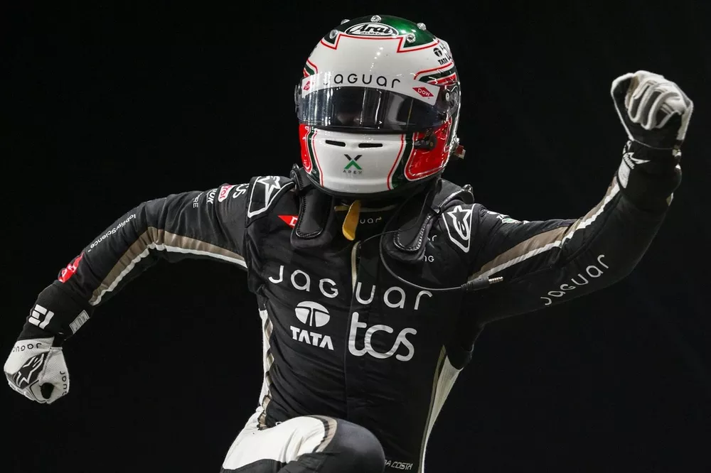 Race winner Antonio Felix Da Costa, Jaguar TCS Eacing