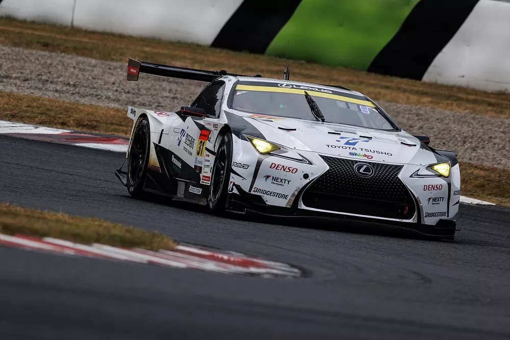 #31 apr LC500h GT