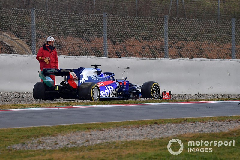 Az F1-es újonc imádkozott, hogy ne pördüljön meg, de csak megpördült