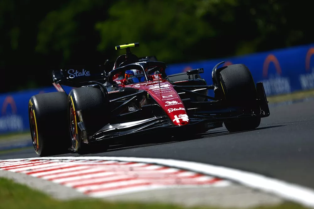 Zhou Guanyu, Alfa Romeo C43