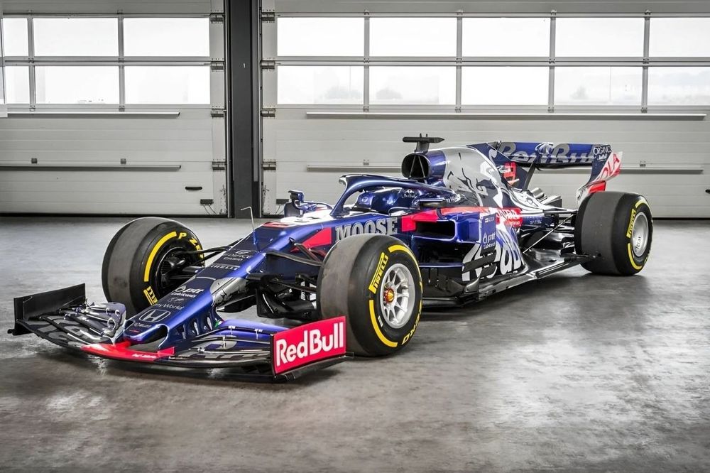 スパーク SPARK レッドブル トロ・ロッソ ホンダSTR14 MODELCARSWHOLESALE.COM