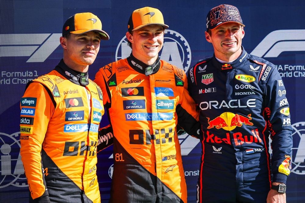 Lando Norris, McLaren, Oscar Piastri, McLaren, Max Verstappen, Red Bull Racing