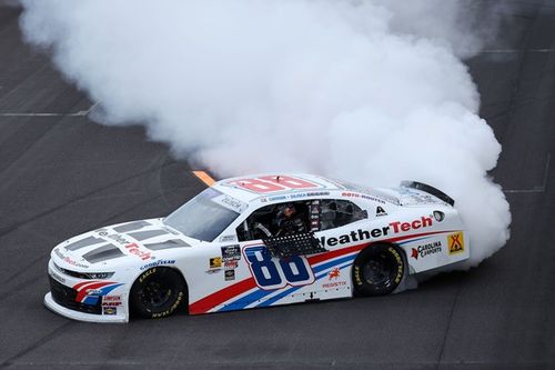 NASCAR Xfinity: Zilisch vence em Indianápolis e garante 100ª vitória da equipe de Dale Jr.
