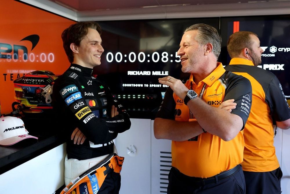 Oscar Piastri, McLaren, Zak Brown, McLaren