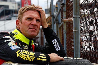 Bowyer vents his 2016 frustrations during Richmond practice