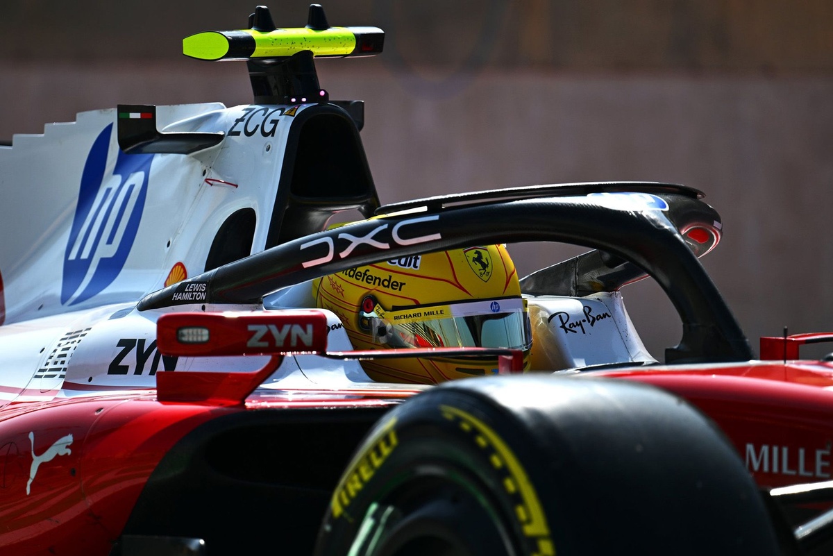 Lewis Hamilton: F1 start procedure "not dangerous" with 2026 cars