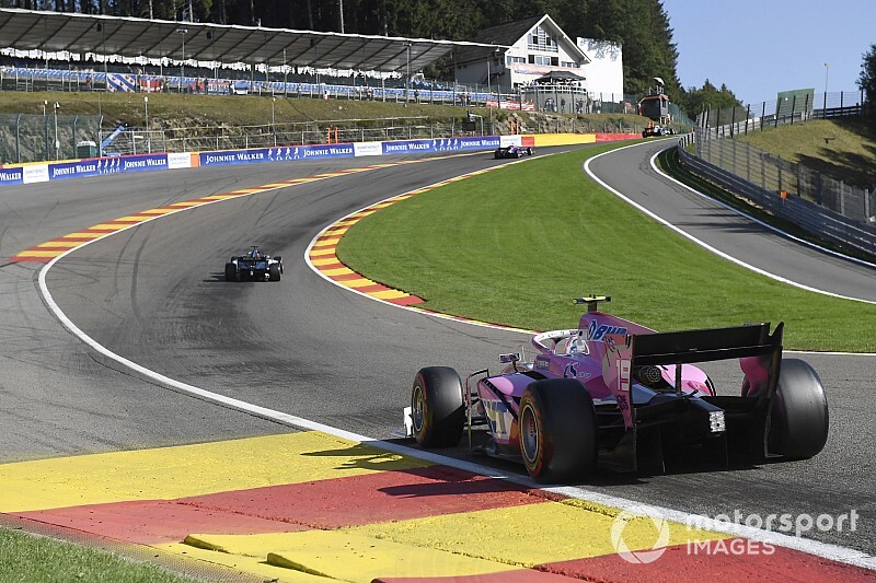 FIA revela datos y causas del accidente fatal de Anthoine Hubert