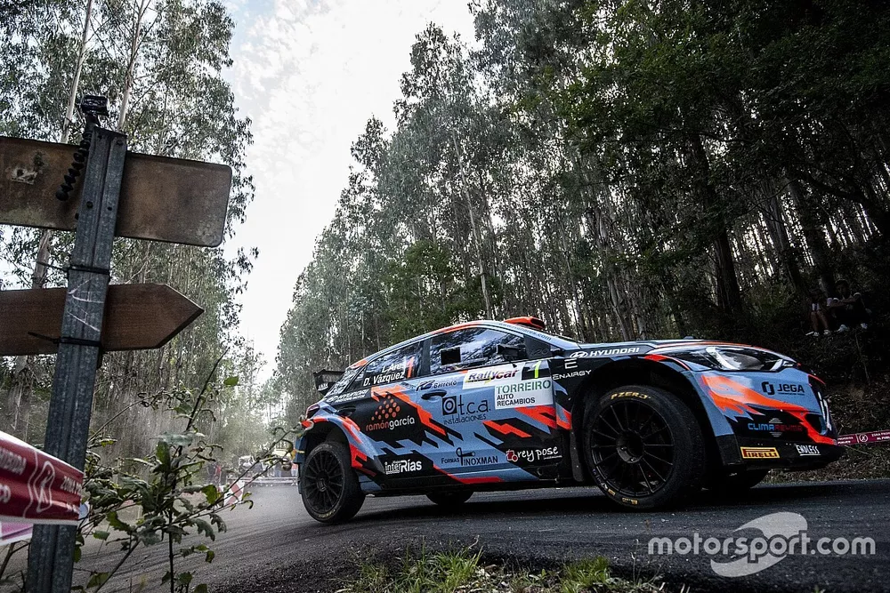 Iv&aacute;n Ares-David V&aacute;zquez (Hyundai i30 R5) 