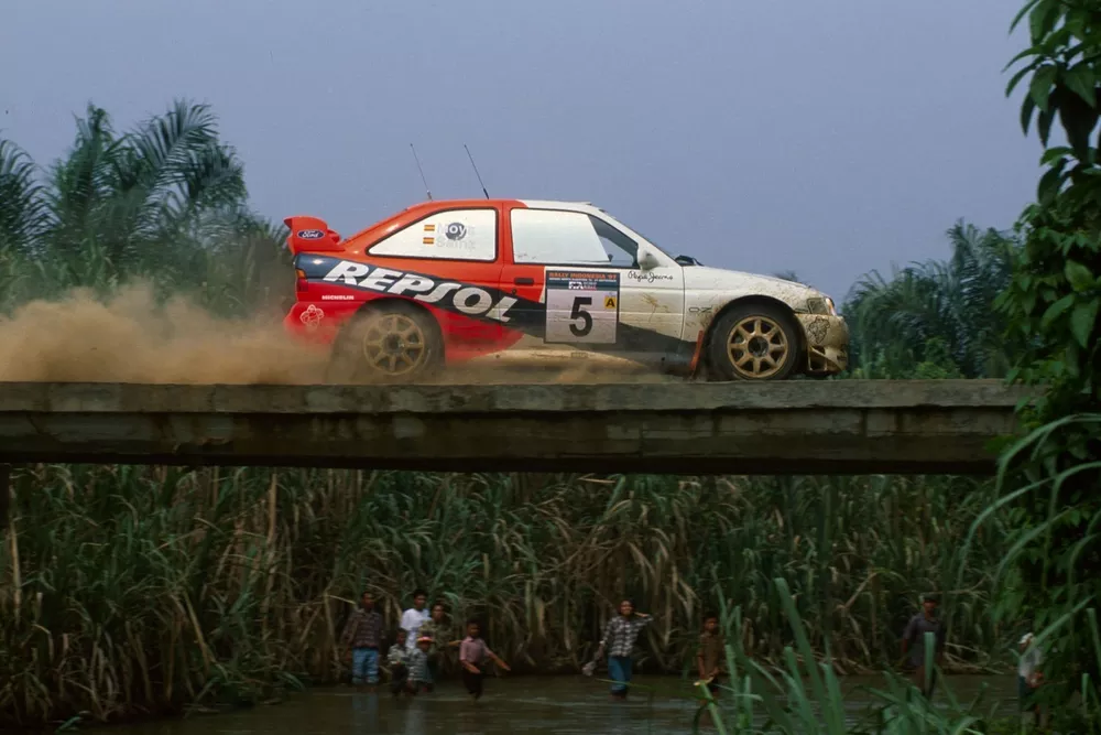 Carlos Sainz (ESP) Ford Escort Cosworth WRC