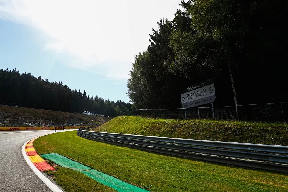 Circuit de Spa-Francorchamps track signage