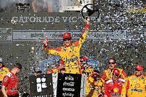 25 zwycięstwo Logano