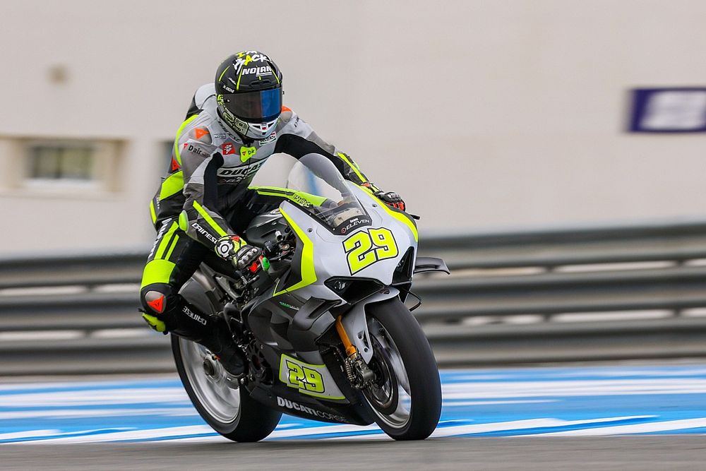 Andrea Iannone, Team Goeleven