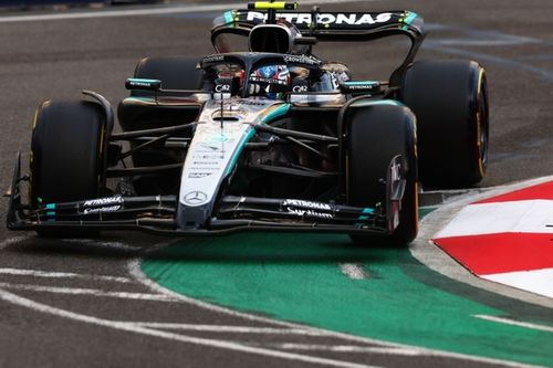 Mercedes spokojny o Antonelliego