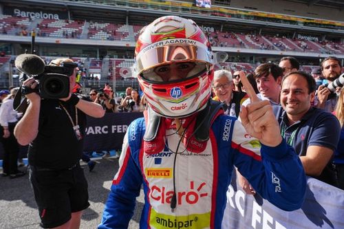 F3: Câmara triunfa na corrida principal em Barcelona e volta a vencer após duas etapas