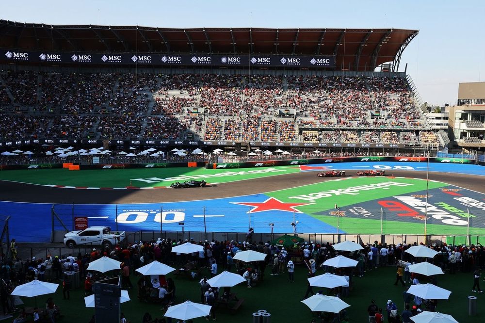 Charles Leclerc, Ferrari, Lewis Hamilton, Mercedes