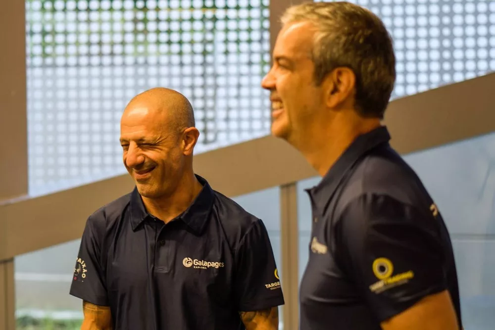 Tony Kanaan e Carlos Campos - Equipe Gal&aacute;pagos Capital Porsche