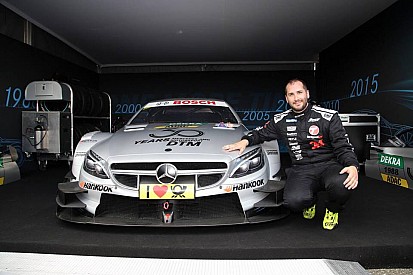 Négy körön át hajtotta a DTM-Mercedest Kiss Norbert