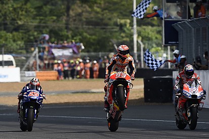Fotogallery: Marquez batte Dovizioso e conquista la vittoria a Buriram