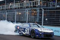 Elliott: "SVG dirá a todos sus amigos lo malos que somos"