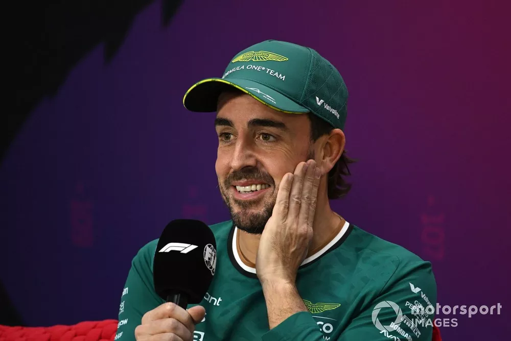 Fernando Alonso, Aston Martin F1 Team at the Press Conference