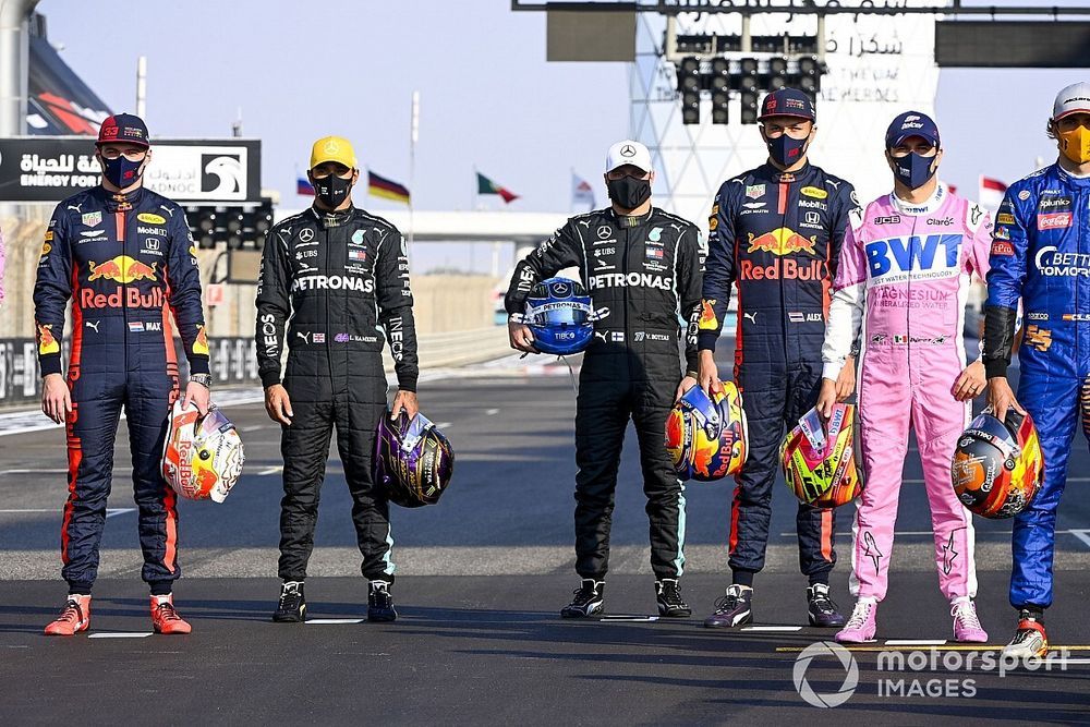 Drivers end of season group photo