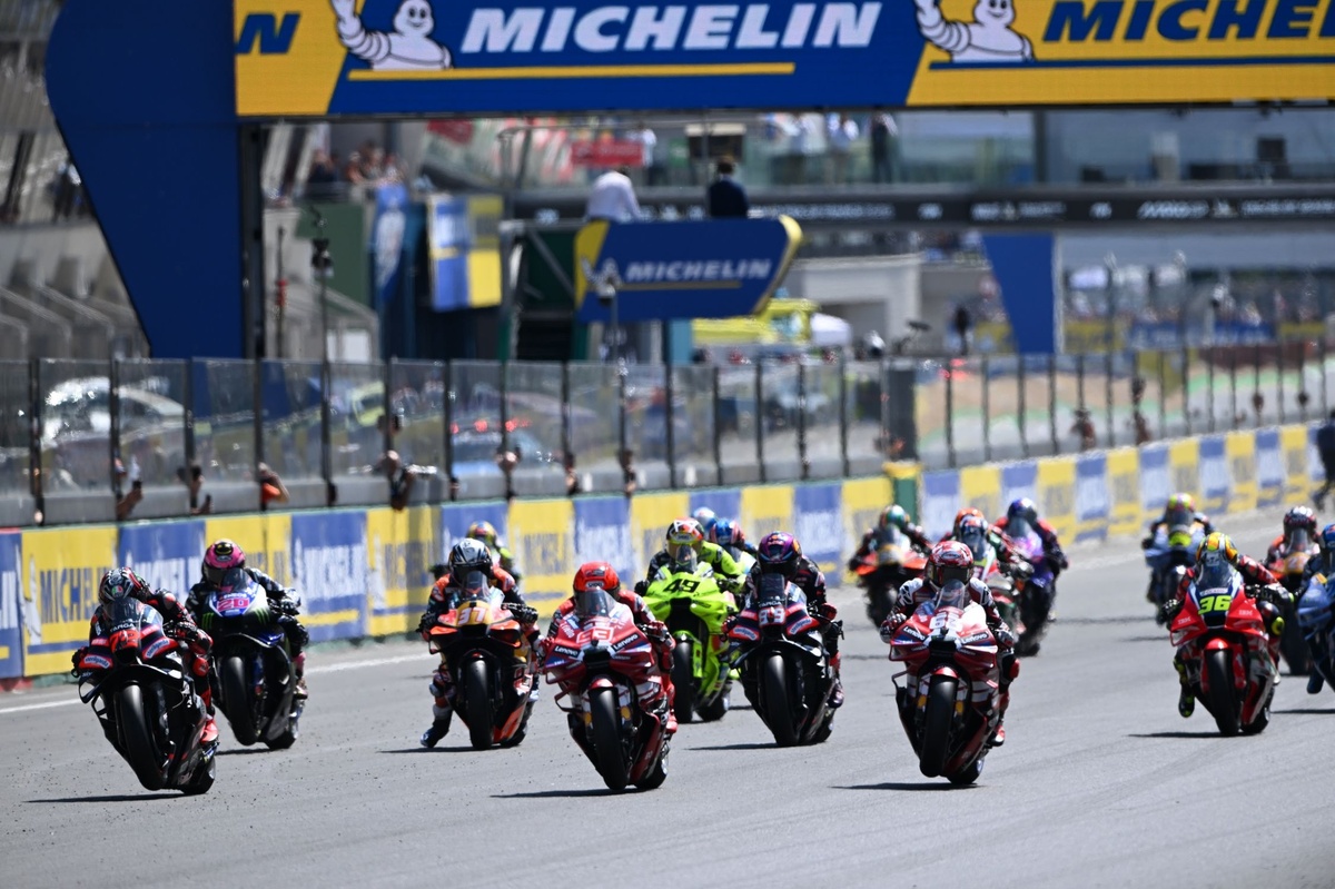 Bagnaia on Pole! Marquez OUT: French MotoGP Grid Shakes Up