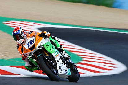 Magny-Cours, Gara: Cluzel vince su Cortese e Mahias, Caricasulo cade all'ultimo giro!