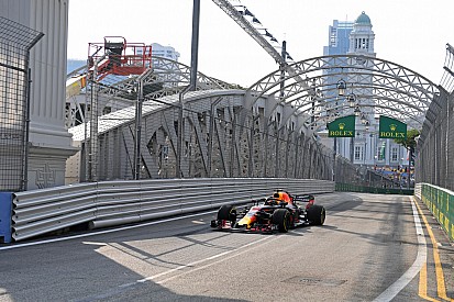 Ricciardo lidera dobradinha da Red Bull no TL1 em Singapura