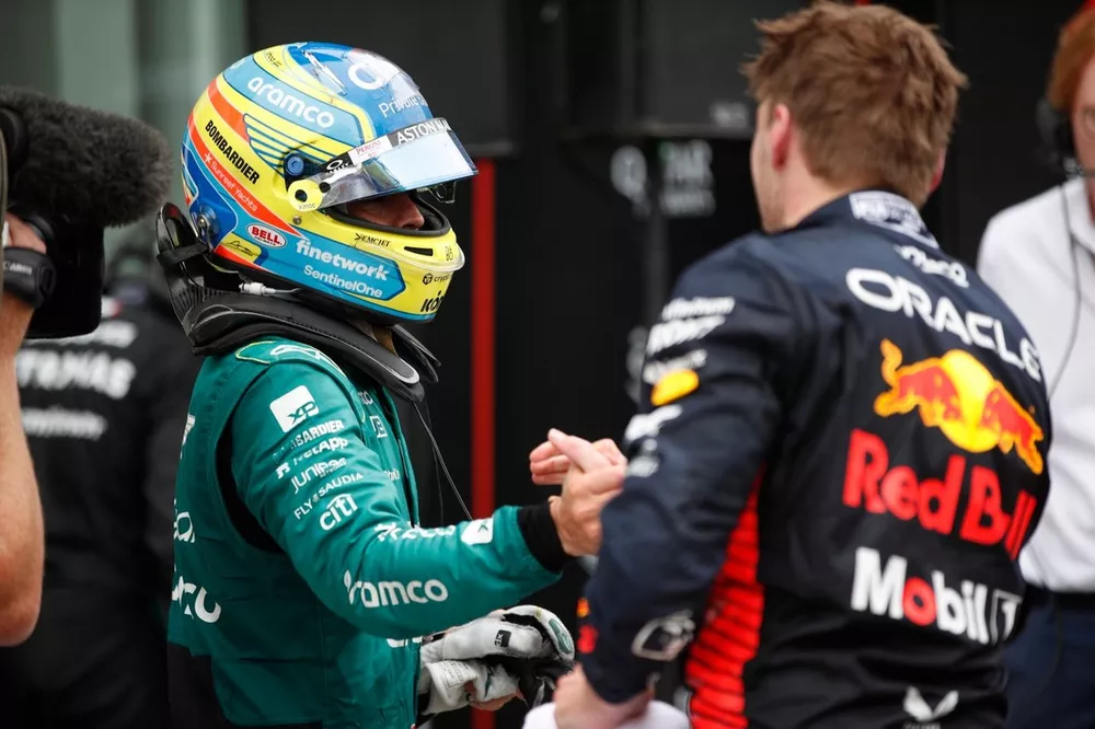 Fernando Alonso, Aston Martin F1 Team, 2nd position, Max Verstappen, Red Bull Racing, 1st position, congratulate each other in Parc Ferme