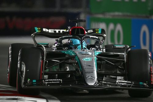 Mercedes szuka odpowiedzi