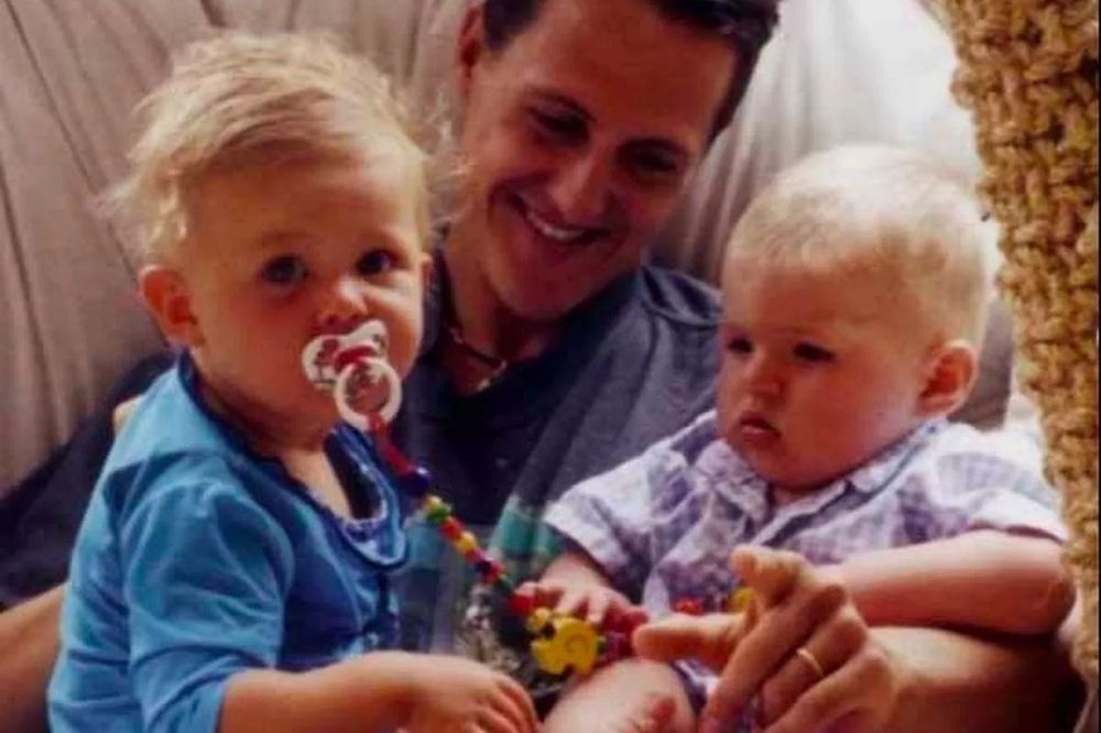 0_Michael-Schumacher-pictured-with-Max-Verstappen-right-and-his-daughter-Gina-Maria