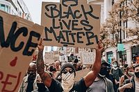 F1: Hamilton manifesta apoio a Bubba e parabeniza a&ccedil;&otilde;es da NASCAR