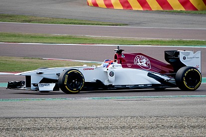 Extrém megoldásokat kap Räikkönen új F1-es gépe, a Sauber C38