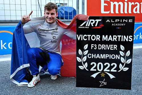 Mistrz F3 awansuje do F2