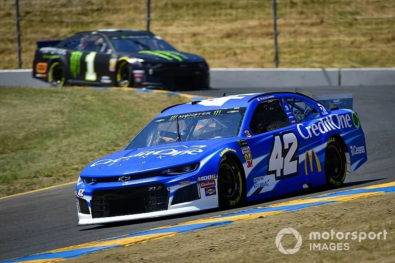 Kyle Larson, Chip Ganassi Racing, Chevrolet Camaro Credit One Bank, Kurt Busch, Chip Ganassi Racing, Chevrolet Camaro Monster Energy